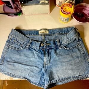 These are a light wash, low waisted pair of old navy jeans